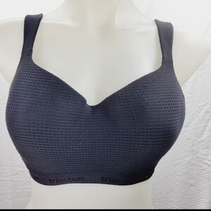 * Triaction medium D by triumph black Sports Bra full coverage underwire  28D